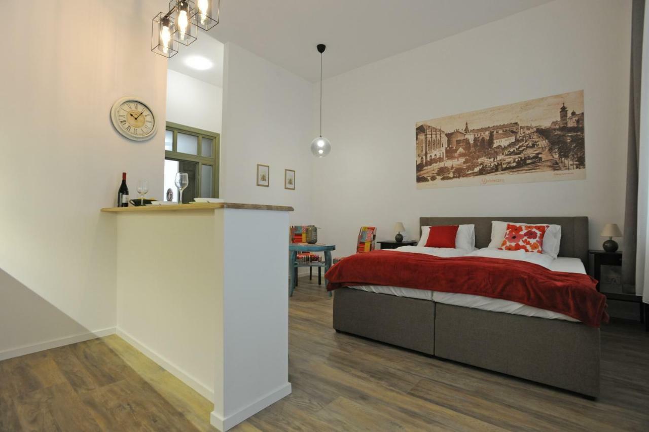 M37 Apartman デブレツェン エクステリア 写真